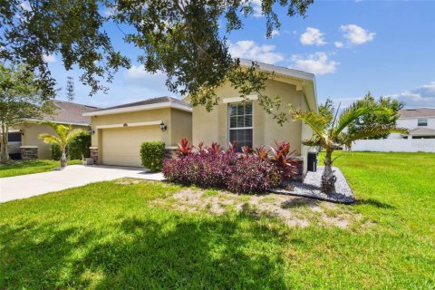 House in Riverview, Florida 3 bedrooms, 148.46 sq.m. № 1824907 - photo 2