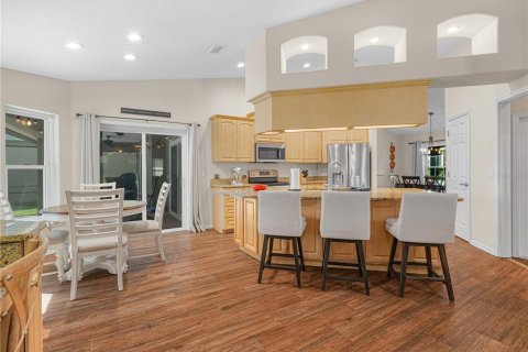 Купить виллу или дом в Лейкленд, Флорида 10 комнат, 206.24м2, № 2425873 - фото 5