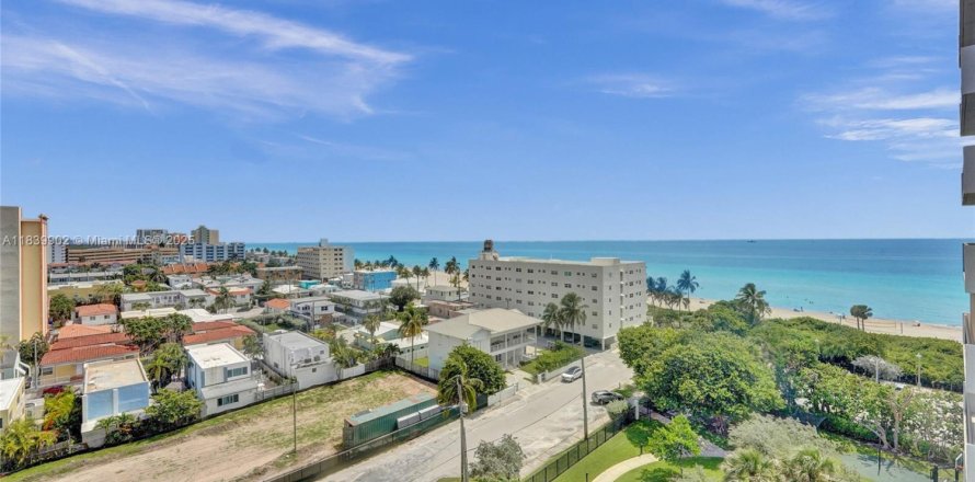 Condo in Hollywood, Florida, 2 bedrooms  № 1830943