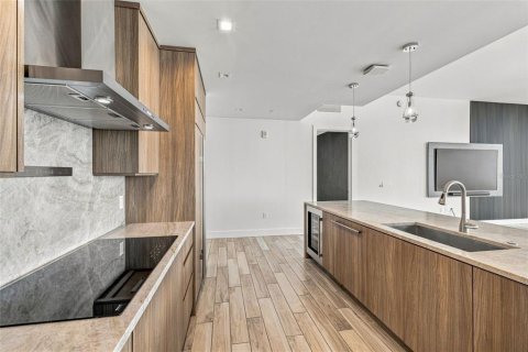 Купить кондоминиум в Тампа, Флорида 7 комнат, 226.31м2, № 2304755 - фото 8