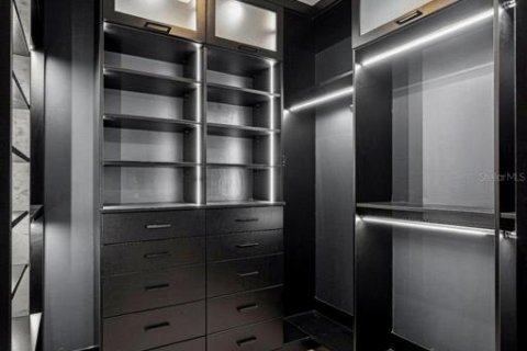 Купить кондоминиум в Тампа, Флорида 7 комнат, 226.31м2, № 2304755 - фото 29