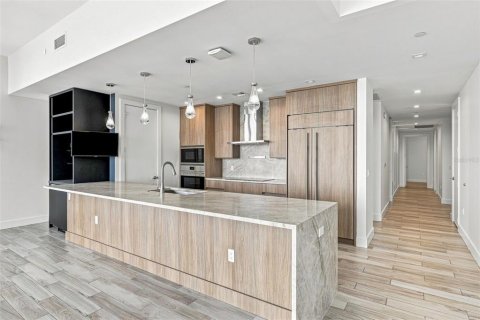 Купить кондоминиум в Тампа, Флорида 7 комнат, 226.31м2, № 2304755 - фото 11