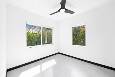Apartment in Fort Lauderdale, Florida 2 bedrooms, 74.69 sq.m. № 2182866 - photo 19