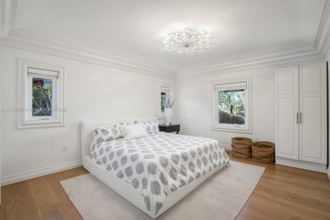 Купить виллу или дом в Майами-Бич, Флорида 4 спальни, 492.01м2, № 1711257 - фото 29