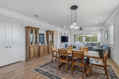 Купить виллу или дом в Аполло-Бич, Флорида 8 комнат, 219.16м2, № 2283977 - фото 15