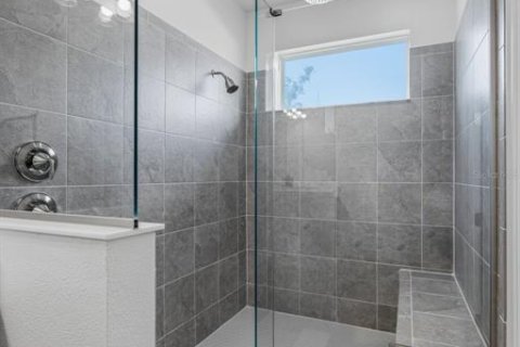 Купить виллу или дом в Аполло-Бич, Флорида 8 комнат, 219.16м2, № 2283977 - фото 24