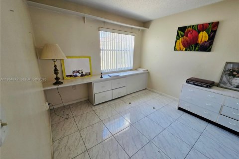 Купить виллу или дом в Майами, Флорида 3 спальни, 118.26м2, № 2026776 - фото 9