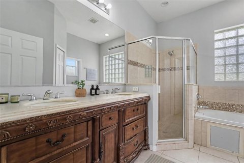 Villa ou maison à vendre à Palm Bay, Floride: 3 chambres, 157.75 m2 № 2427165 - photo 22