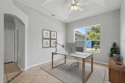 Villa ou maison à vendre à Palm Bay, Floride: 3 chambres, 157.75 m2 № 2427165 - photo 10