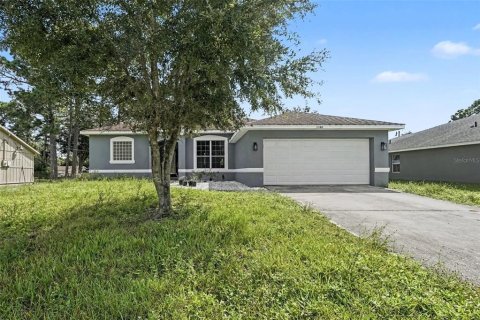 Villa ou maison à vendre à Palm Bay, Floride: 3 chambres, 157.75 m2 № 2427165 - photo 2