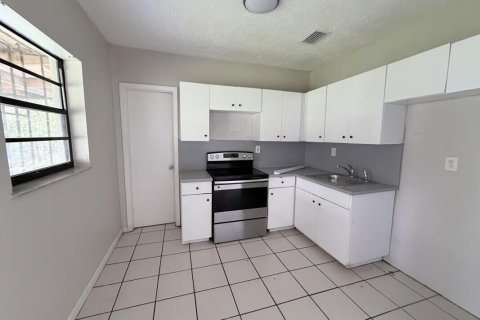 House in Homestead, Florida 3 bedrooms, 109.16 sq.m. № 2193068 - photo 3