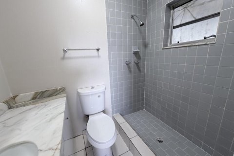 House in Homestead, Florida 3 bedrooms, 109.16 sq.m. № 2193068 - photo 10