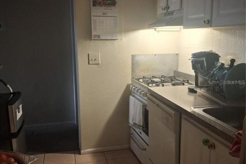 Condo in Altamonte Springs, Florida, 2 bedrooms  № 2369369 - photo 6