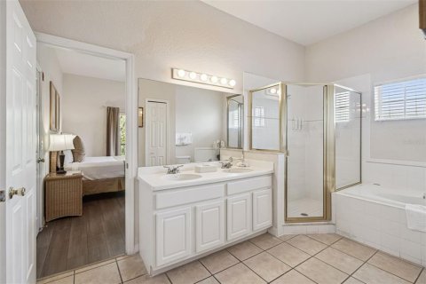 Condo in Davenport, Florida, 3 bedrooms № 2229876 - photo 25