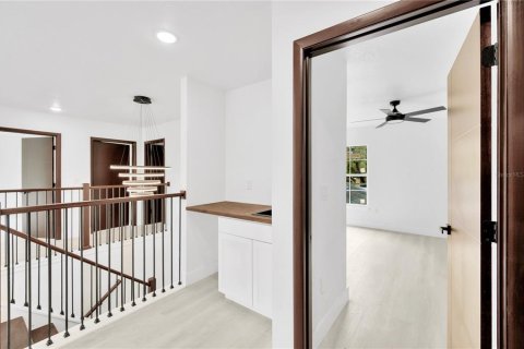 House in Safety Harbor, Florida 4 bedrooms, 268.49 sq.m. № 1349577 - photo 28