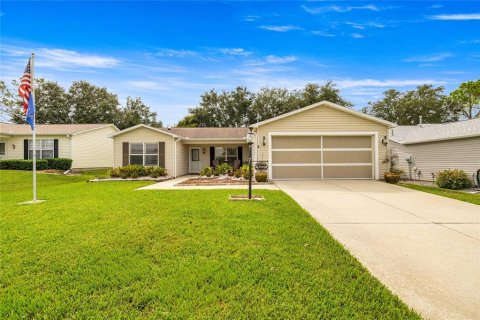 Casa en venta en The Villages, Florida, 3 dormitorios, 141.86 m2 № 1913518 - foto 1