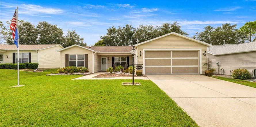 Villa ou maison à The Villages, Floride 3 chambres, 141.86 m2 № 1913518