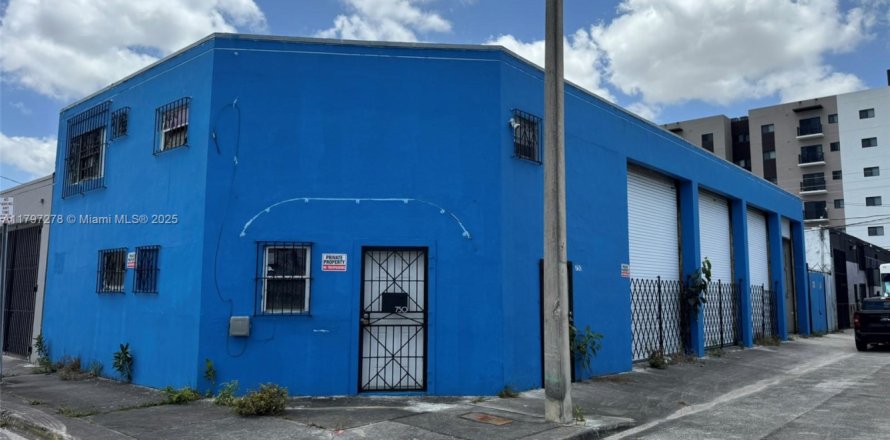 Immobilier commercial à Miami, Floride № 1709236
