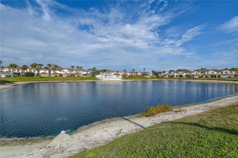 Condominio en venta en Kenneth City, Florida, 1 dormitorio, 80.82 m2 № 1565982 - foto 21