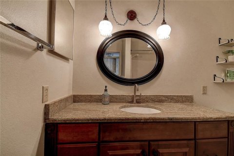 Condominio en venta en Kenneth City, Florida, 1 dormitorio, 80.82 m2 № 1565982 - foto 13