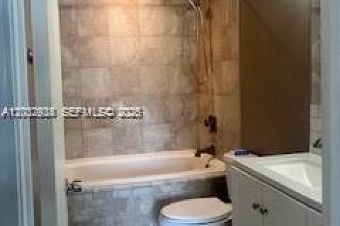 Снять в аренду кондоминиум в Санрайз, Флорида 2 спальни, 85.93м2, № 2066434 - фото 18