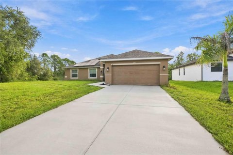 Villa ou maison à vendre à Port Charlotte, Floride: 4 chambres, 163.69 m2 № 2414069 - photo 2