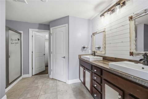 Villa ou maison à vendre à Port Charlotte, Floride: 4 chambres, 163.69 m2 № 2414069 - photo 12