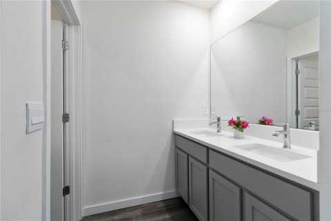 House in Bradenton, Florida 5 bedrooms, 248.42 sq.m. № 1789284 - photo 26