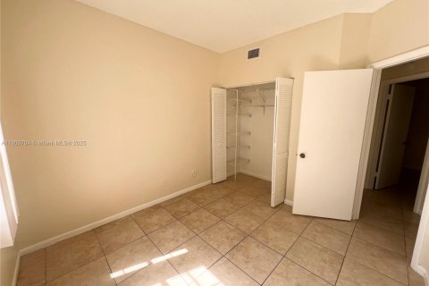 Condominio en alquiler en Deerfield Beach, Florida, 3 dormitorios, 90.49 m2 № 1951981 - foto 6