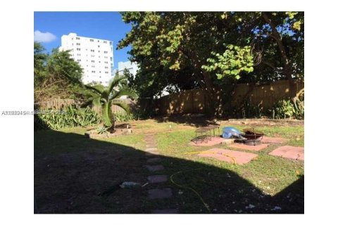 Apartment in Hollywood, Florida 2 bedrooms, 267.09 sq.m. № 1997436 - photo 6