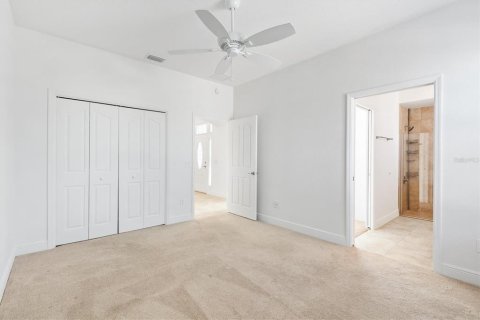 House in The Villages, Florida 3 bedrooms, 200.48 sq.m. № 1513191 - photo 26