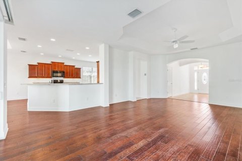 House in The Villages, Florida 3 bedrooms, 200.48 sq.m. № 1513191 - photo 9