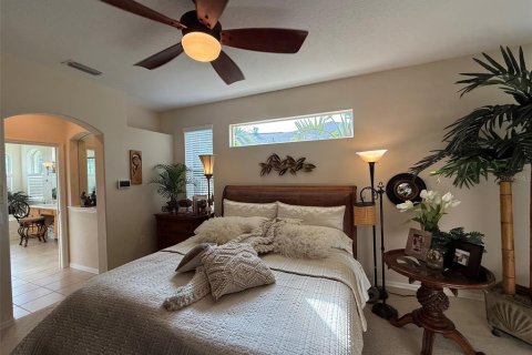 House in Lakewood Ranch, Florida 4 bedrooms, 246.75 sq.m. № 1782439 - photo 15