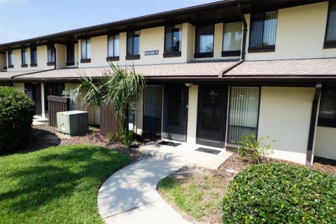 Adosado en venta en Palm Coast, Florida, 2 dormitorios, 104.7 m2 № 1747059 - foto 1
