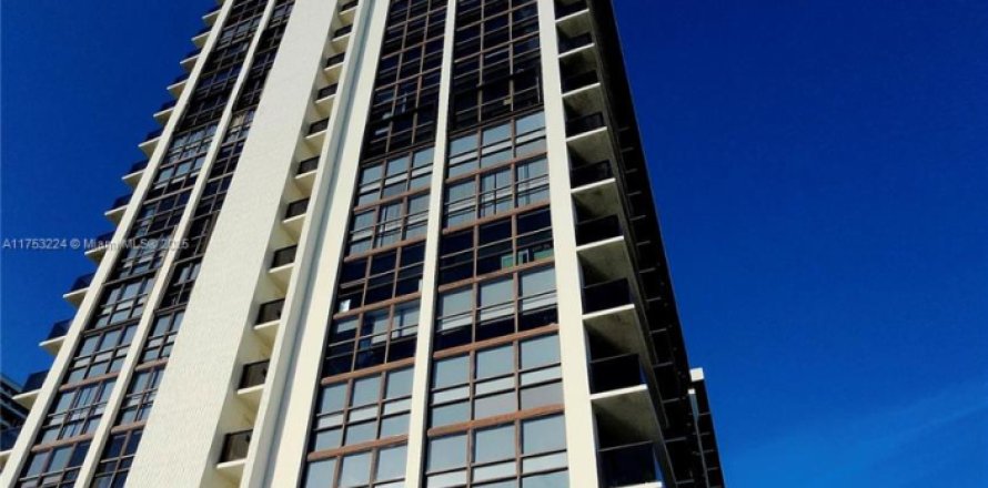 Condo in Miami, Florida, 2 bedrooms № 1697870