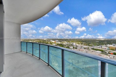 Copropriété à vendre à Miami, Floride: 2 chambres, 109.72 m2 № 1988571 - photo 12