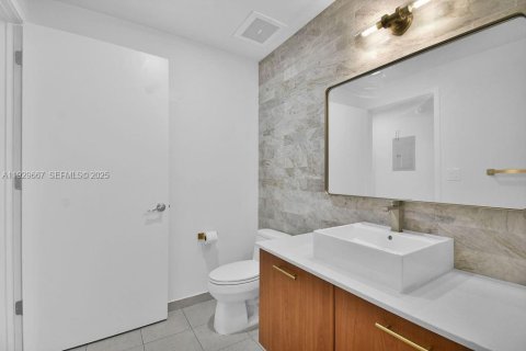 Copropriété à vendre à Miami, Floride: 2 chambres, 109.72 m2 № 1988571 - photo 23