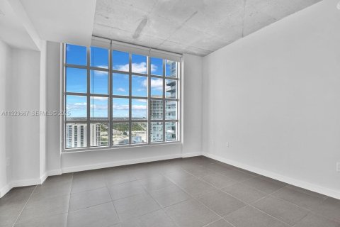 Copropriété à vendre à Miami, Floride: 2 chambres, 109.72 m2 № 1988571 - photo 28