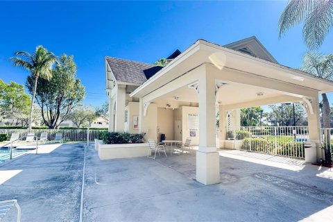 Townhouse in Tamarac, Florida 2 bedrooms, 103.12 sq.m. № 1994322 - photo 26