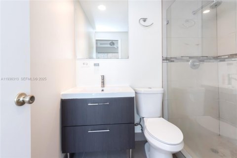 Townhouse in Tamarac, Florida 2 bedrooms, 103.12 sq.m. № 1994322 - photo 14