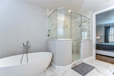 Townhouse in Tampa, Florida 4 bedrooms, 241.92 sq.m. № 1546343 - photo 24