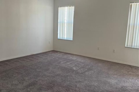 House in Kissimmee, Florida 4 bedrooms, 231.14 sq.m. № 1838362 - photo 6