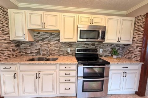 Casa en venta en Altamonte Springs, Florida, 3 dormitorios, 163.51 m2 № 2236949 - foto 5