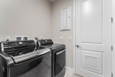 Villa ou maison à vendre à Port St. Lucie, Floride: 4 chambres, 219.06 m2 № 2192237 - photo 28