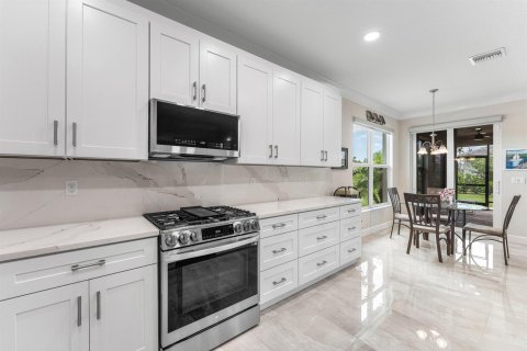Villa ou maison à vendre à Port St. Lucie, Floride: 4 chambres, 219.06 m2 № 2192237 - photo 10