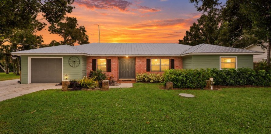 Villa ou maison à St. Lucie, Floride 3 chambres, 148.27 m2 № 2439398