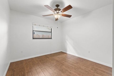 Villa ou maison à vendre à St. Lucie, Floride: 3 chambres, 148.27 m2 № 2439398 - photo 22
