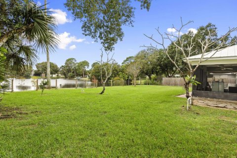 Villa ou maison à vendre à St. Lucie, Floride: 3 chambres, 148.27 m2 № 2439398 - photo 26