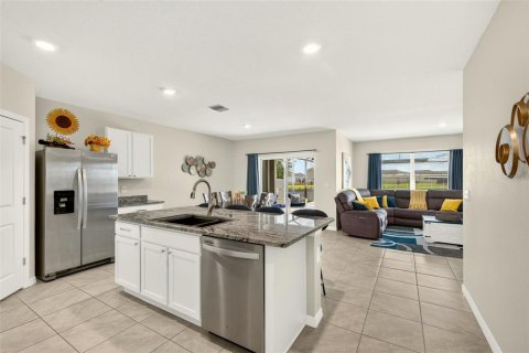 Casa en venta en Bradenton, Florida, 4 dormitorios, 169.73 m2 № 2383613 - foto 11