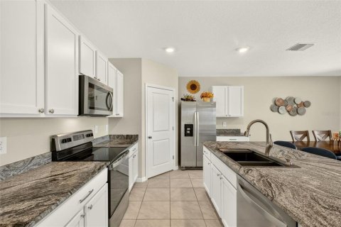Casa en venta en Bradenton, Florida, 4 dormitorios, 169.73 m2 № 2383613 - foto 13
